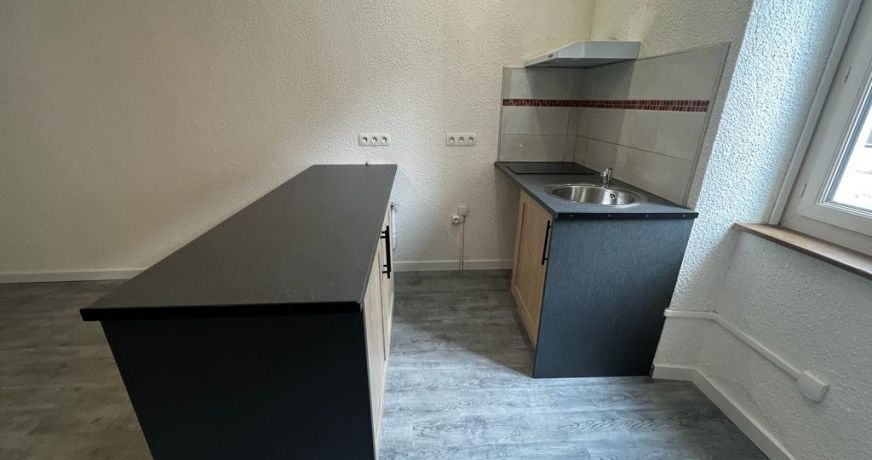 location Appartement Ussat