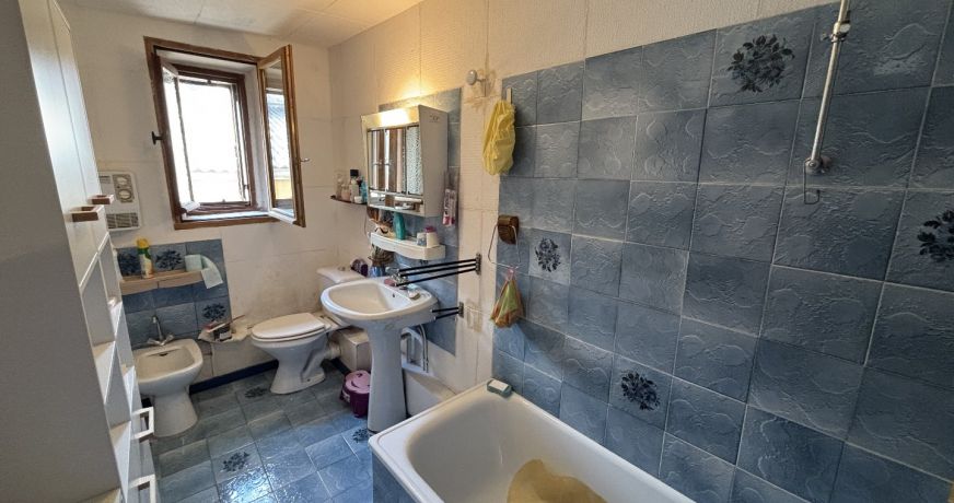 vente Maison de village Espezel