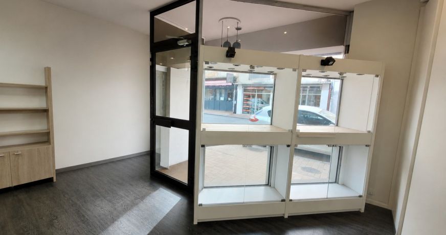 location Local commercial Saint Girons