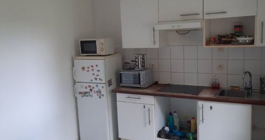 location Maison Cazeres