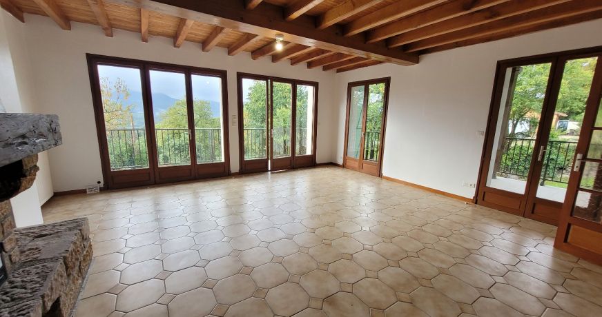 location Maison Montesquieu Avantes