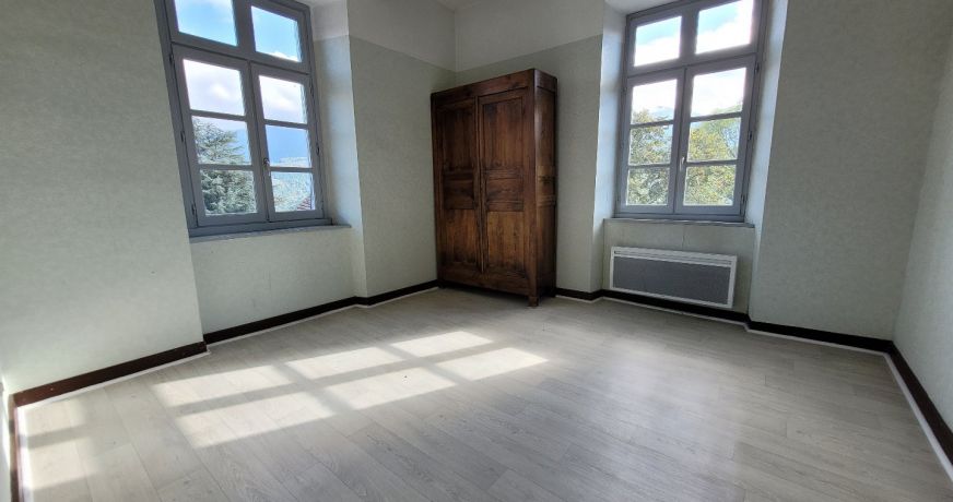 location Appartement Galey