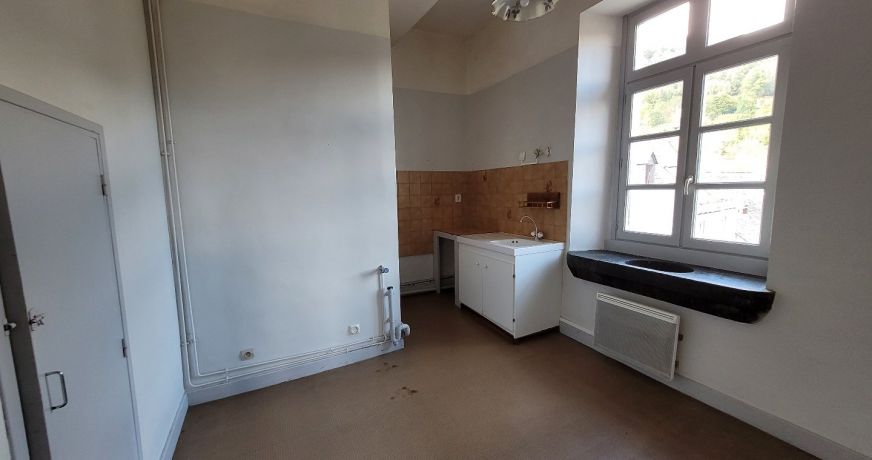location Appartement Galey