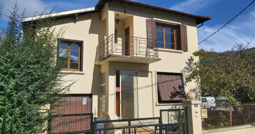 location Maison Tarascon Sur Ariege