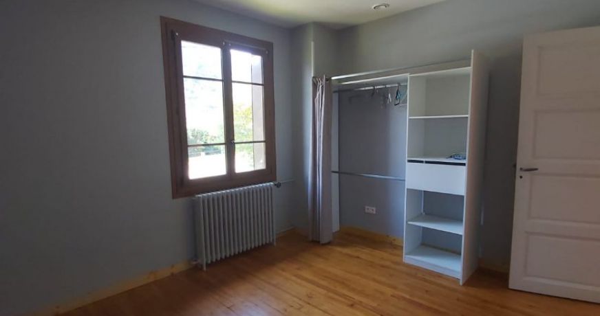 location Maison Tarascon Sur Ariege