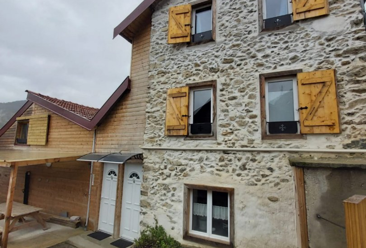 location Appartement Quie - Photo 1