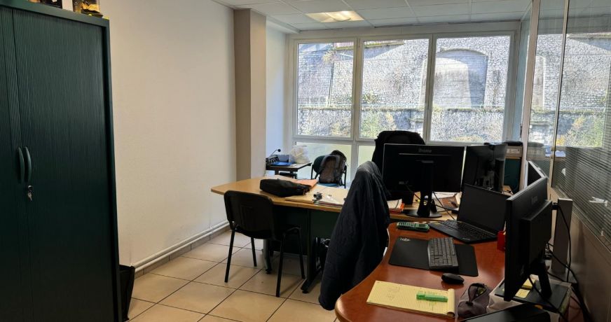 vente Bureau Foix