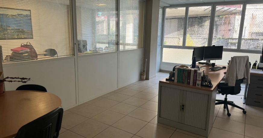 vente Bureau Foix