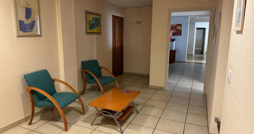 vente Bureau Foix