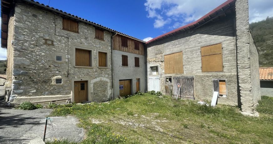 vente Grange Belcaire
