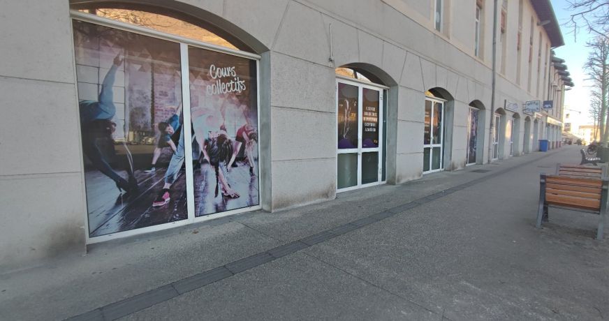 location Local commercial Foix