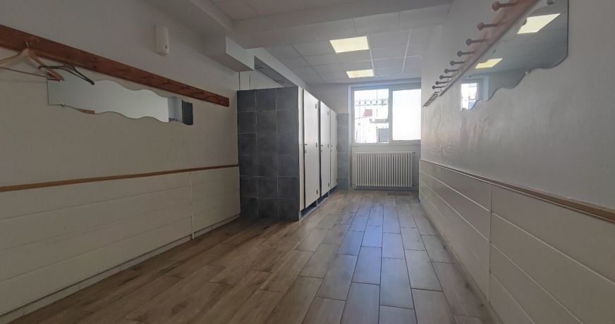 location Local commercial Foix