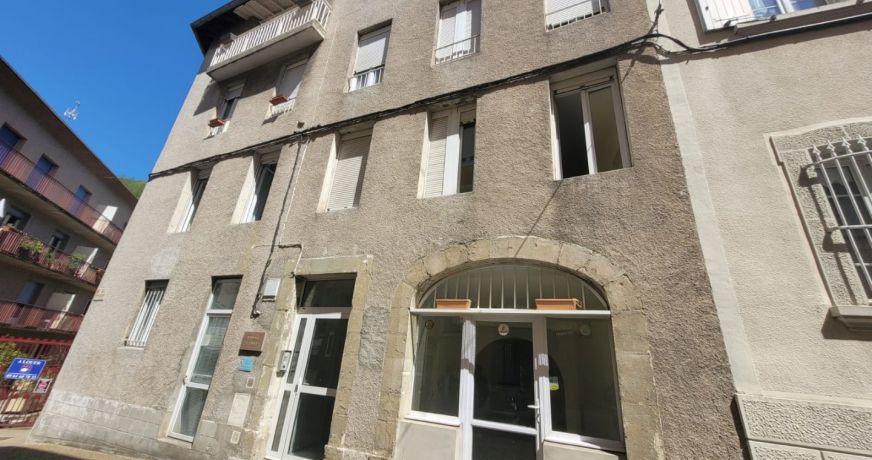 location Local commercial Foix