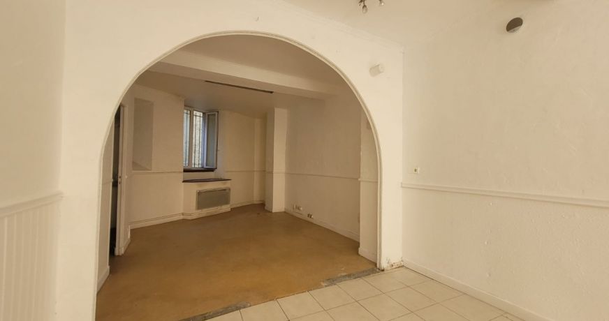 location Local commercial Foix