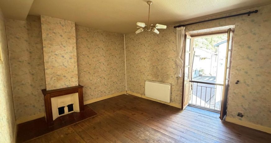 vente Maison Lacourt