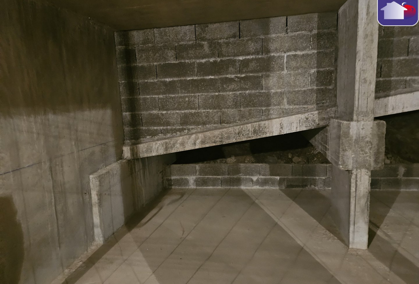 vente Parking intérieur Ax Les Thermes - Photo 2