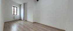 location Appartement Cazeres
