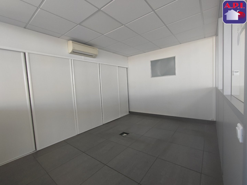 location Local commercial Pamiers - Photo 6