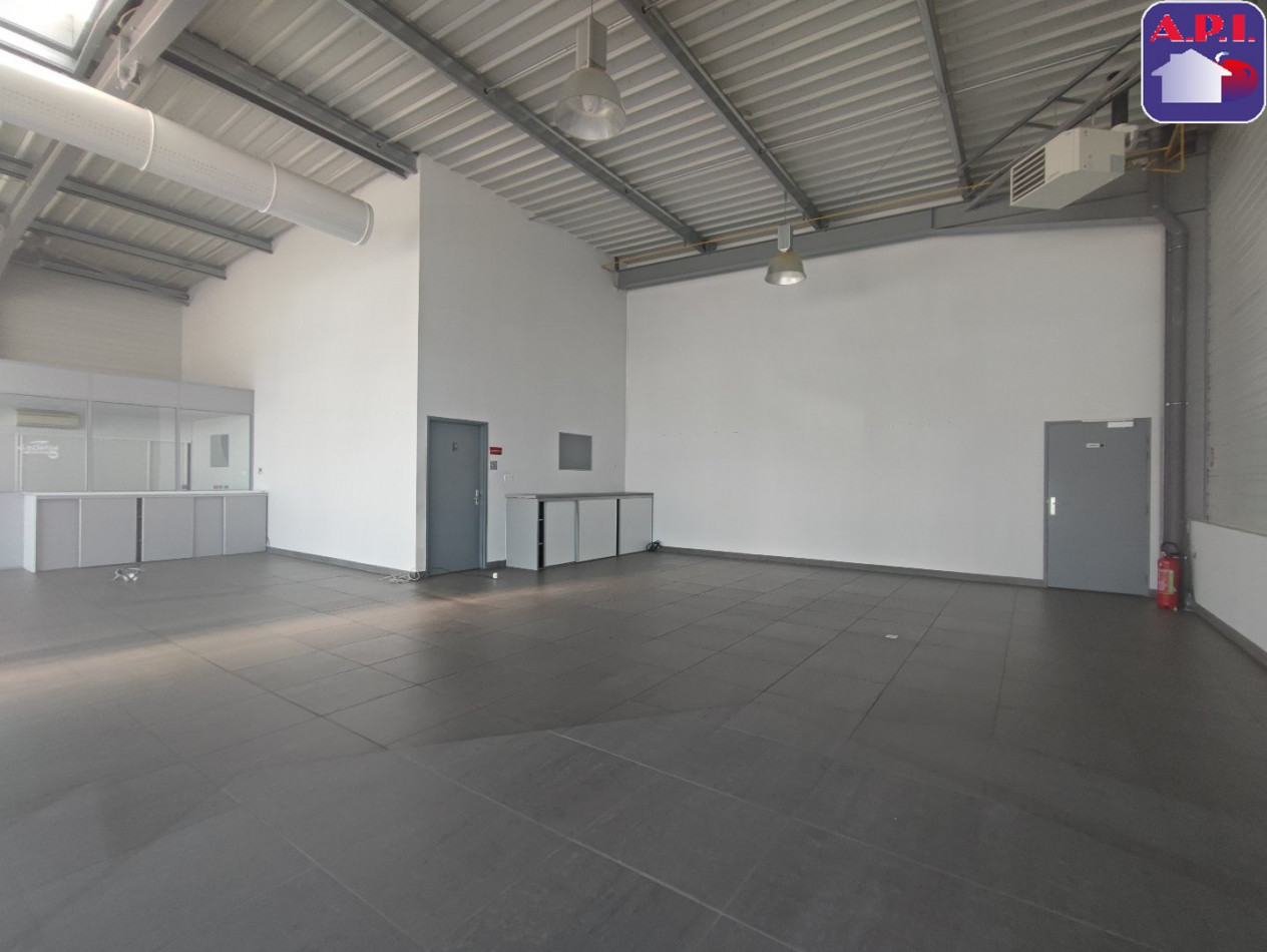 location Local commercial Pamiers - Photo 5