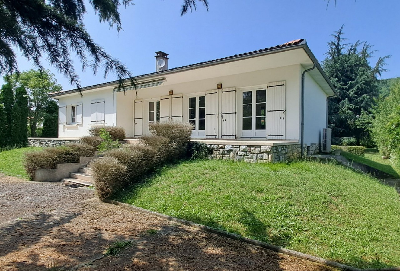 vente Maison Le Peyrat - Photo 1