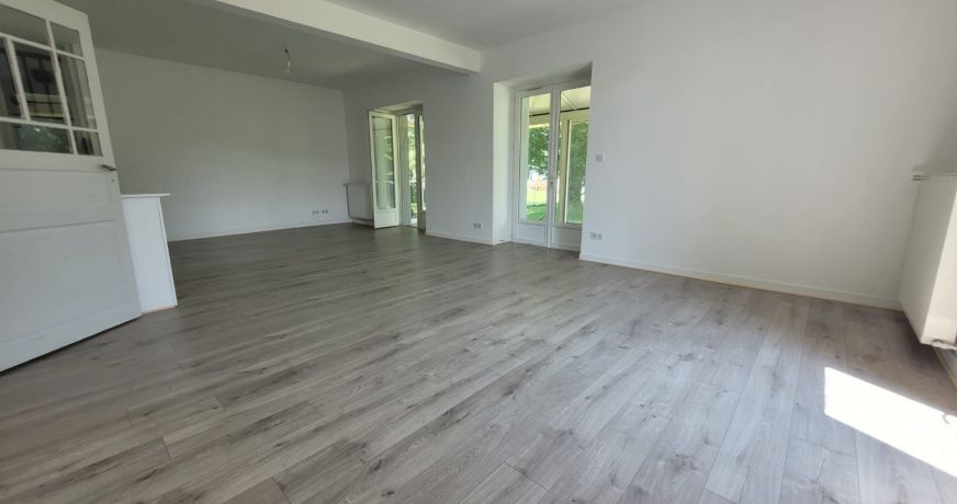 location Maison Caumont