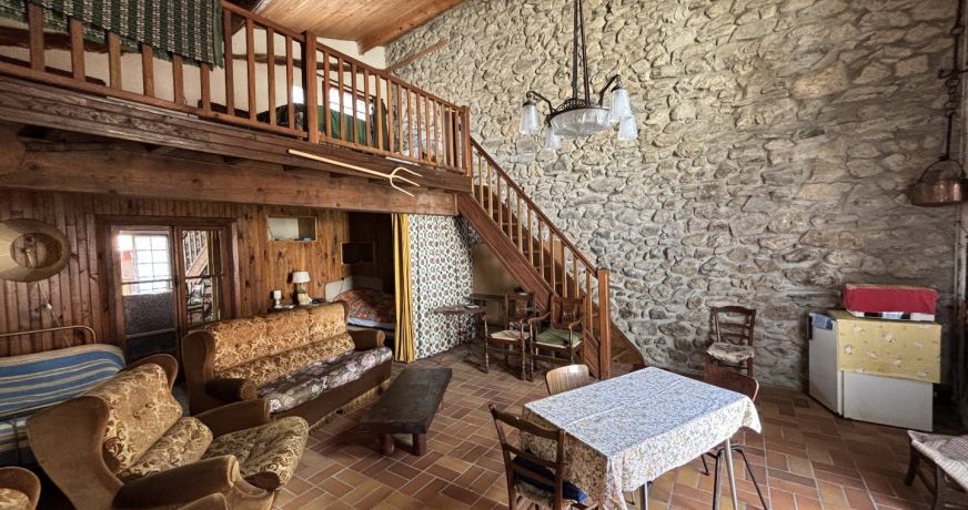 vente Ensemble immobilier Belcaire