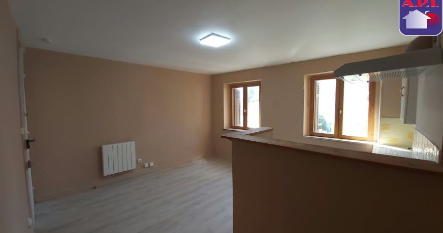 location Studio Tarascon Sur Ariege