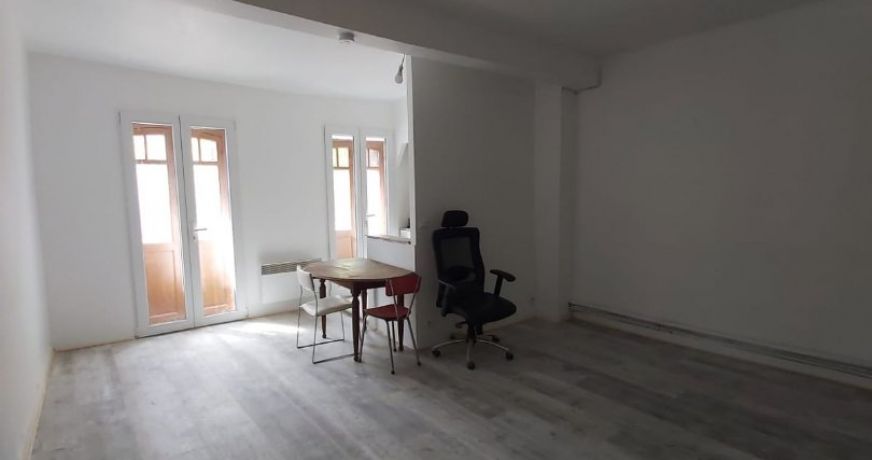 location Studio Tarascon Sur Ariege
