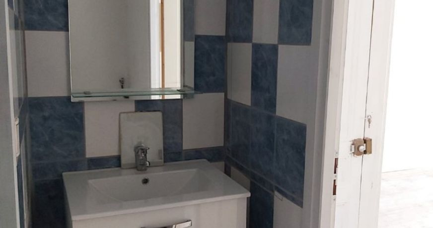 location Studio Tarascon Sur Ariege