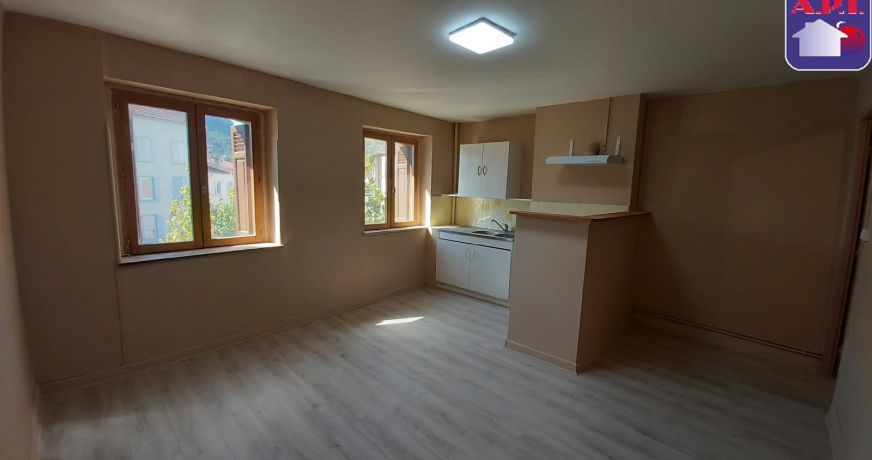 location Studio Tarascon Sur Ariege