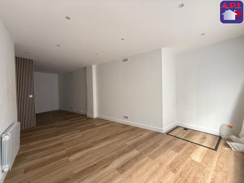 location Local commercial Foix - Photo 4