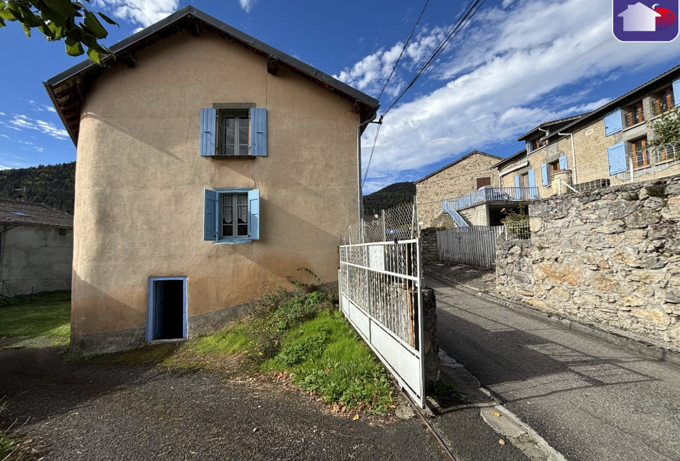 vente Ensemble immobilier Comus - Photo 1