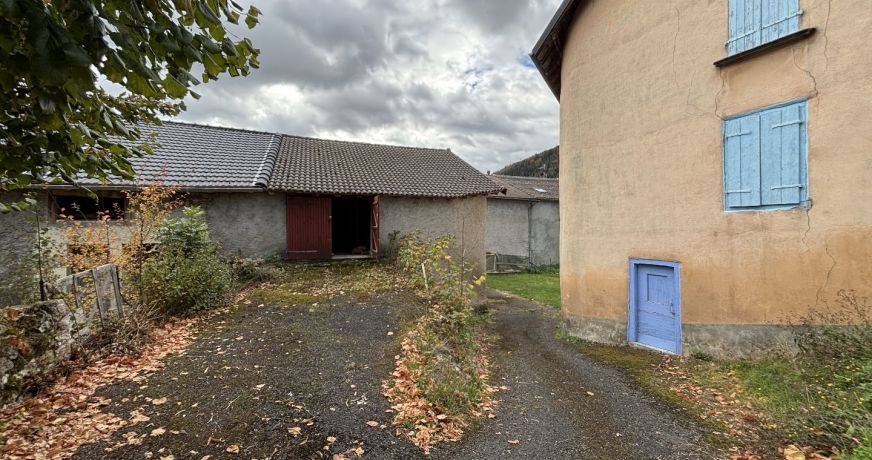 vente Maison de village Comus