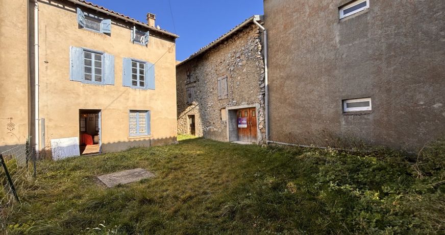vente Maison de village Espezel