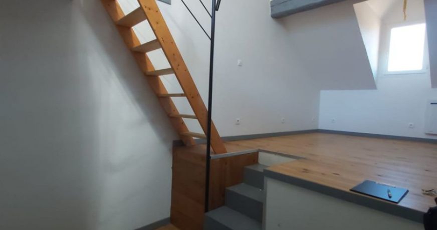 location Appartement rénové Tarascon Sur Ariege