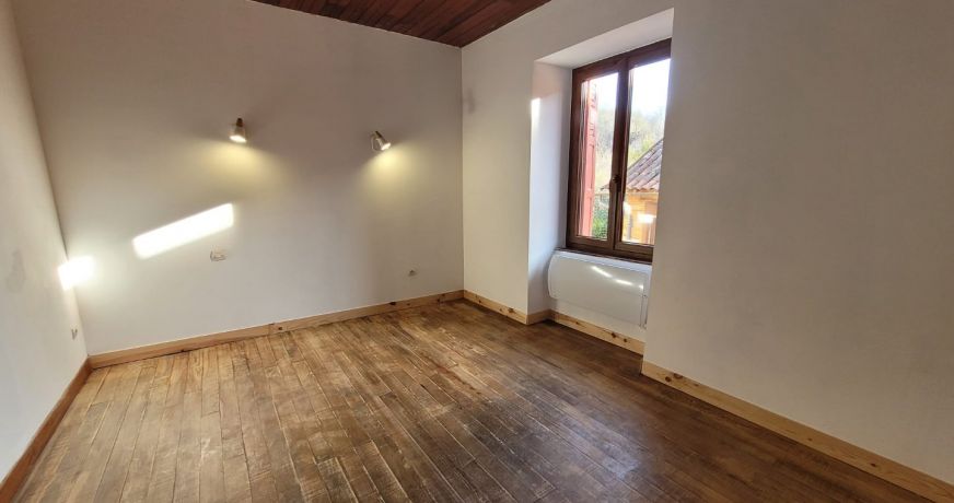 location Maison de village Soueix