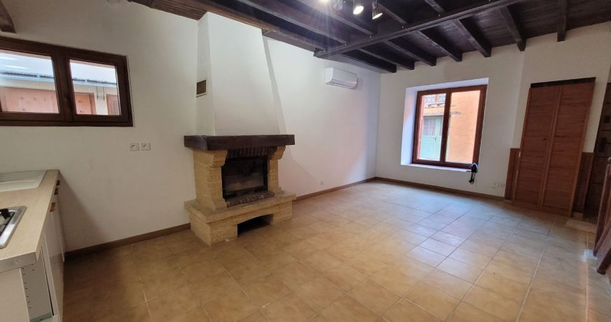 location Maison de village Soueix