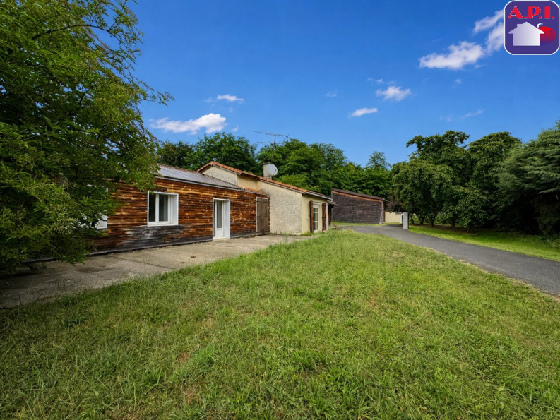 vente Maison Saint Jean Du Falga - Photo 1