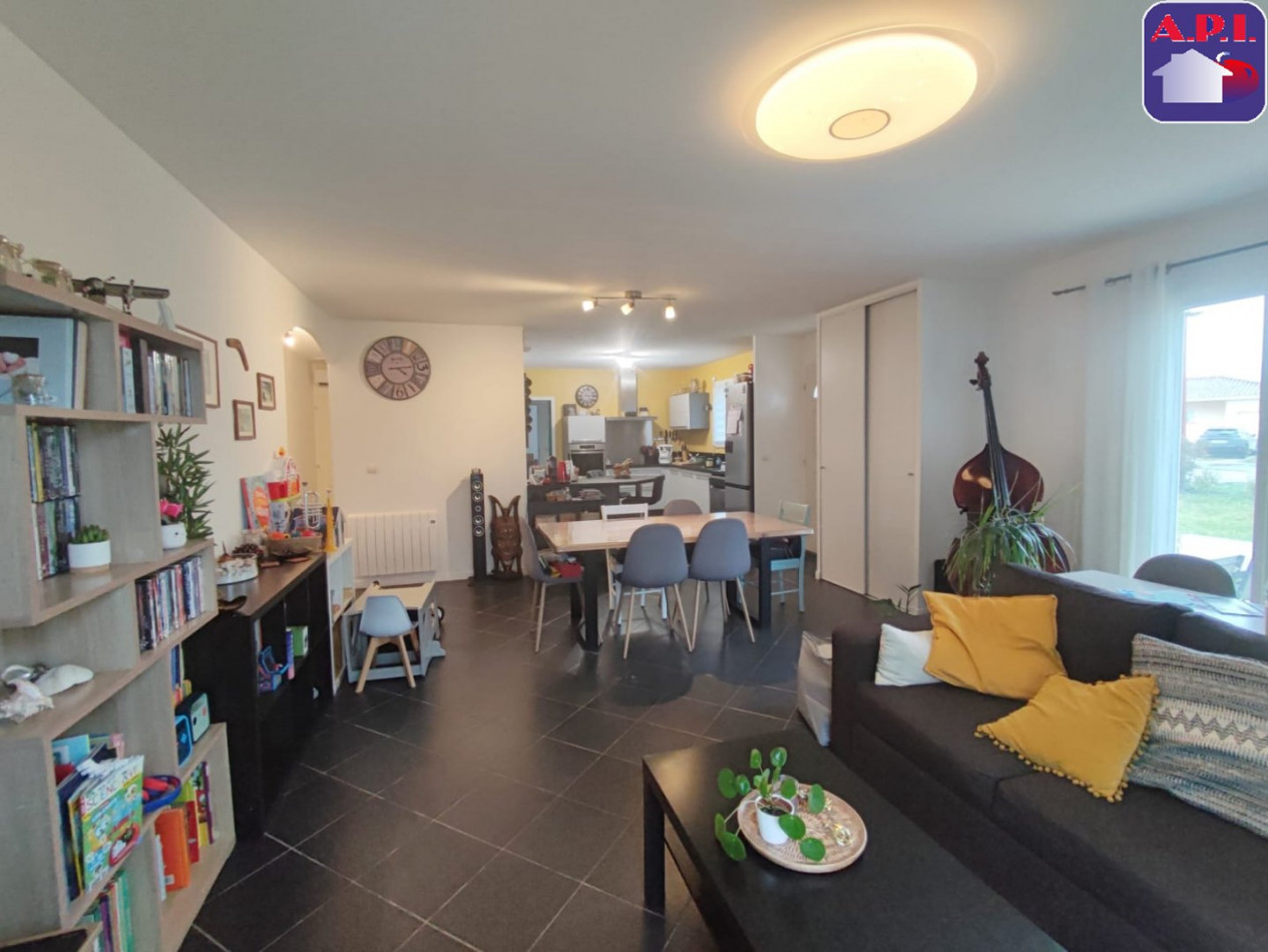 vente Maison La Tour Du Crieu - Photo 2