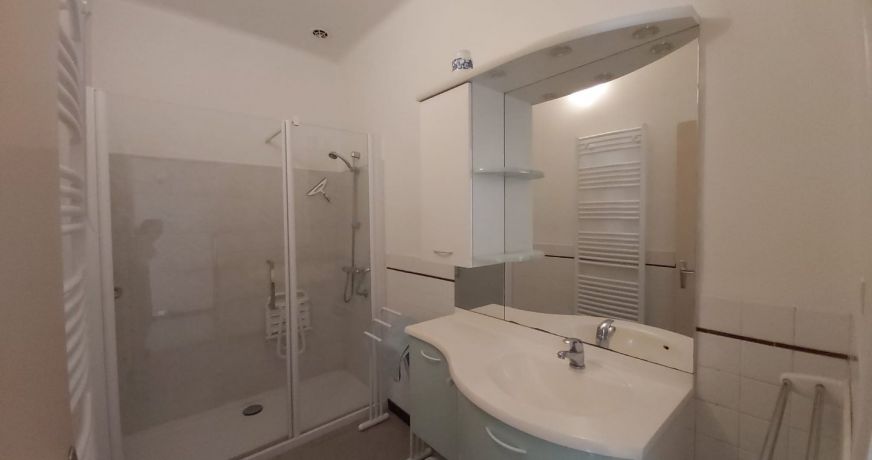 location Maison Saurat