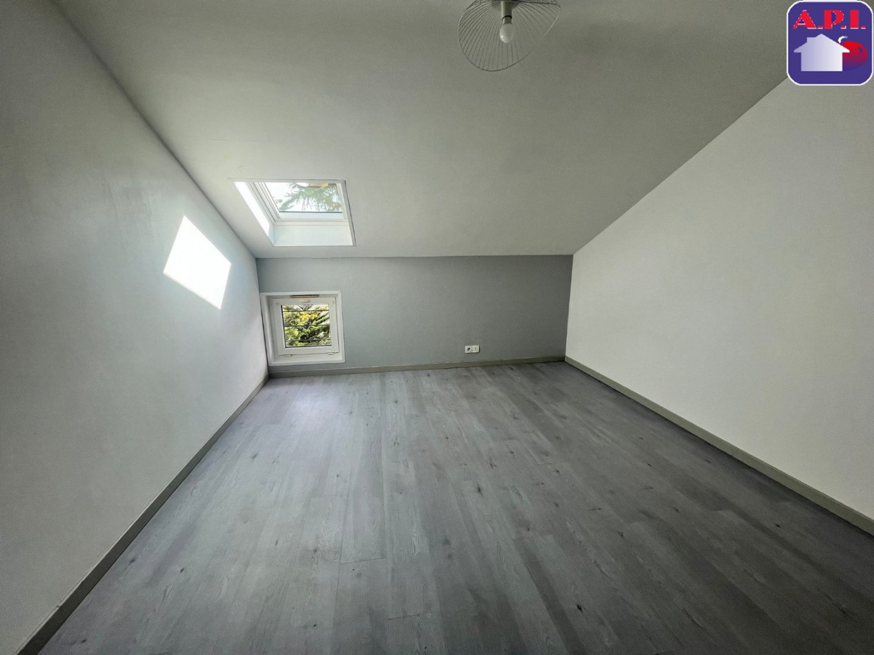 vente Appartement Saint Jean Du Falga - Photo 3