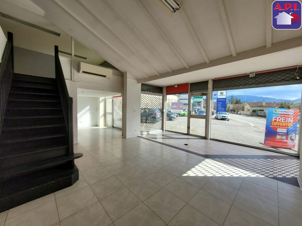 location Local commercial Foix - Photo 3