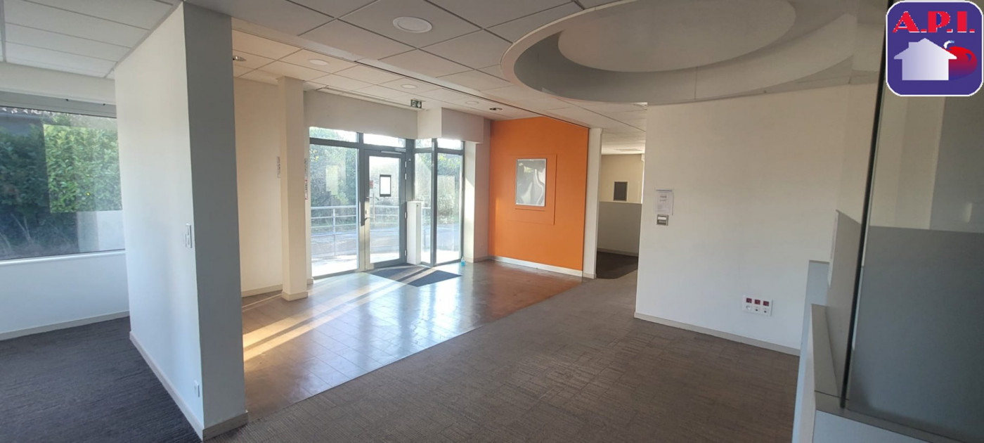 location Bureau Saint Jean Du Falga - Photo 15