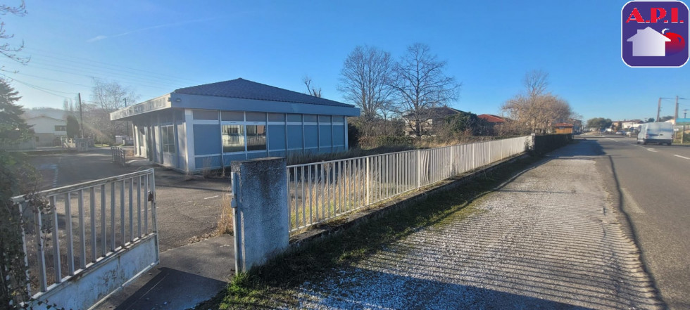 location Bureau Saint Jean Du Falga - Photo 3