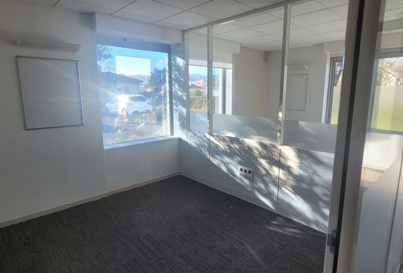 location Bureau Saint Jean Du Falga - Photo 6