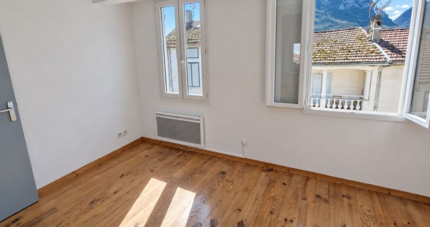 location Triplex Tarascon Sur Ariege