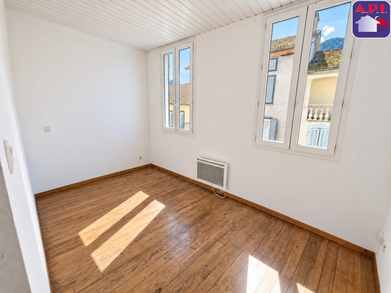 location Triplex Tarascon Sur Ariege - Photo 2