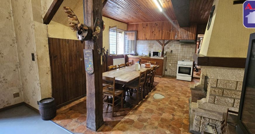 vente Maison de village Montaut