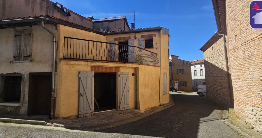 vente Maison de village Montaut