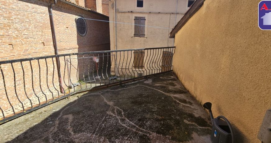 vente Maison de village Montaut